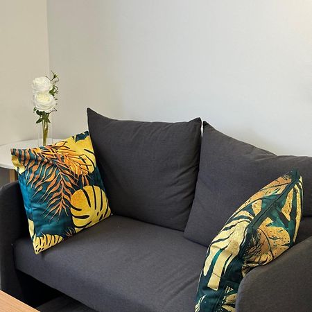 Posh Executive Studio London Thamesmead  Exteriör bild